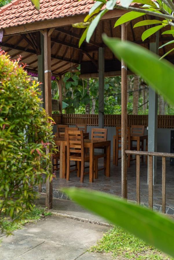 Sindhu Mesari Bungalow Toyapakeh Экстерьер фото